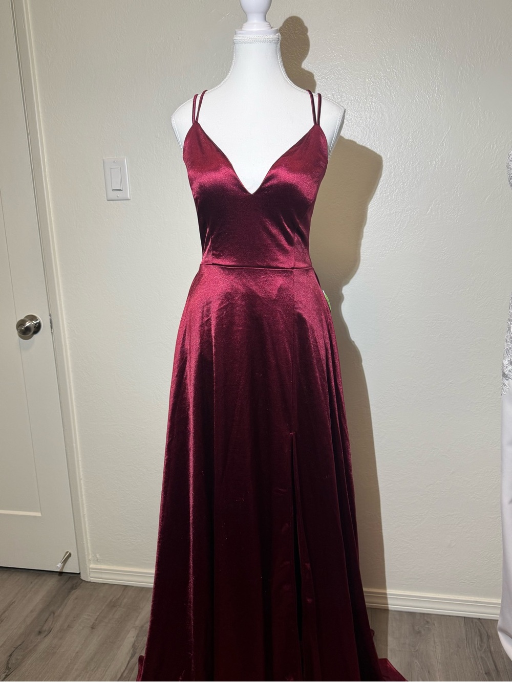 Windsor Burgundy Dress NWT